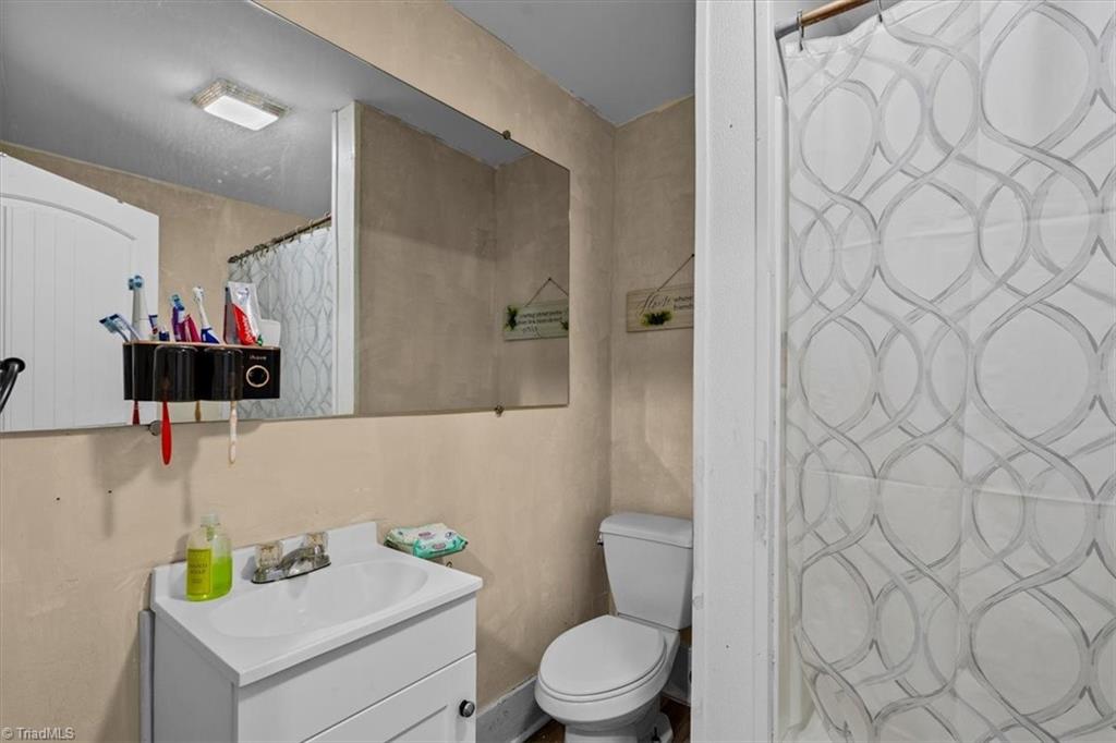 1207 Vernon Place Property Photo 17