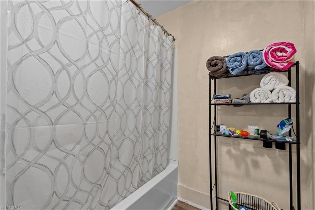 1207 Vernon Place Property Photo 18