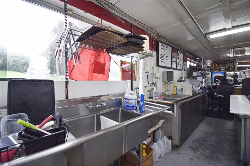 4540 Nc Highway 16 Property Photo 10