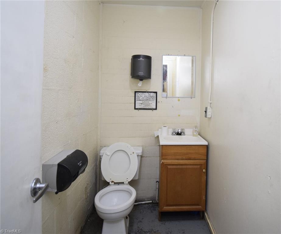 4540 Nc Highway 16 Property Photo 24