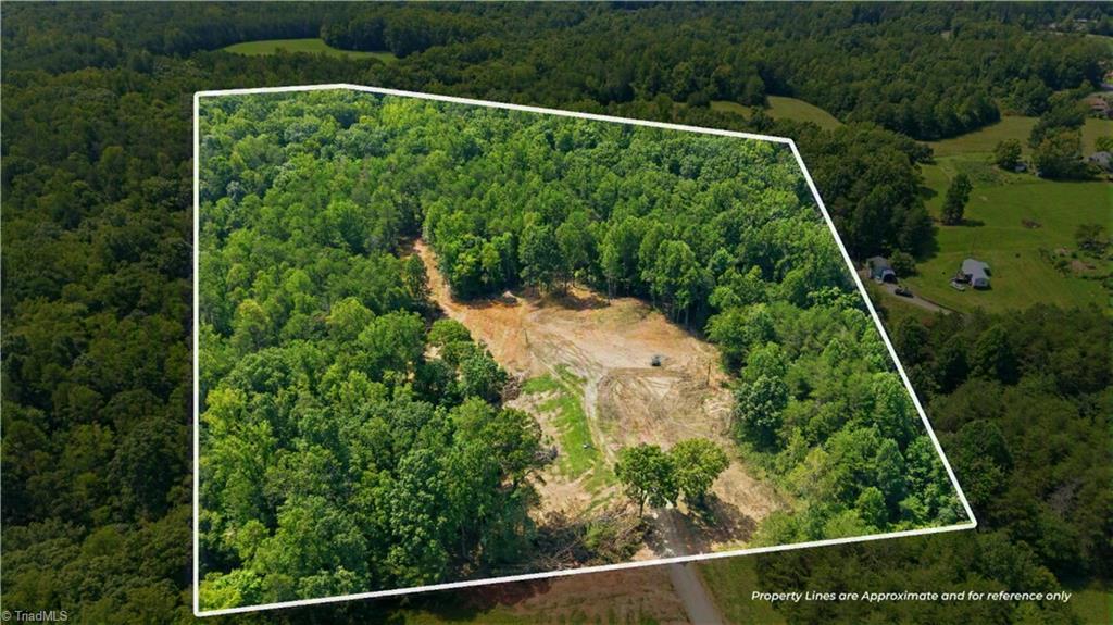 180 Great View Lane Property Photo 3