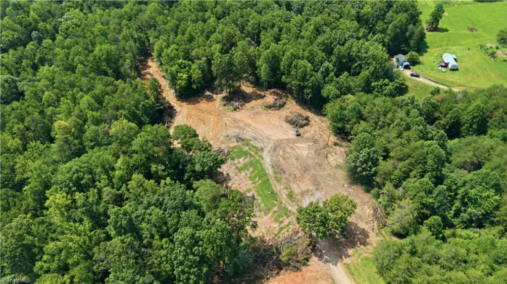 180 Great View Lane Property Photo 13