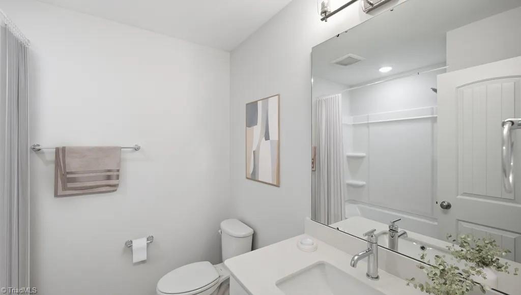 311 Little Creek Drive Property Photo 17
