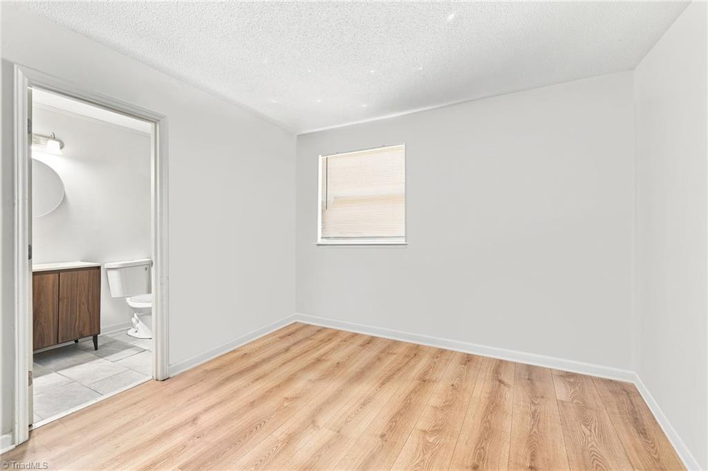 326 Bingham Street Property Photo 8