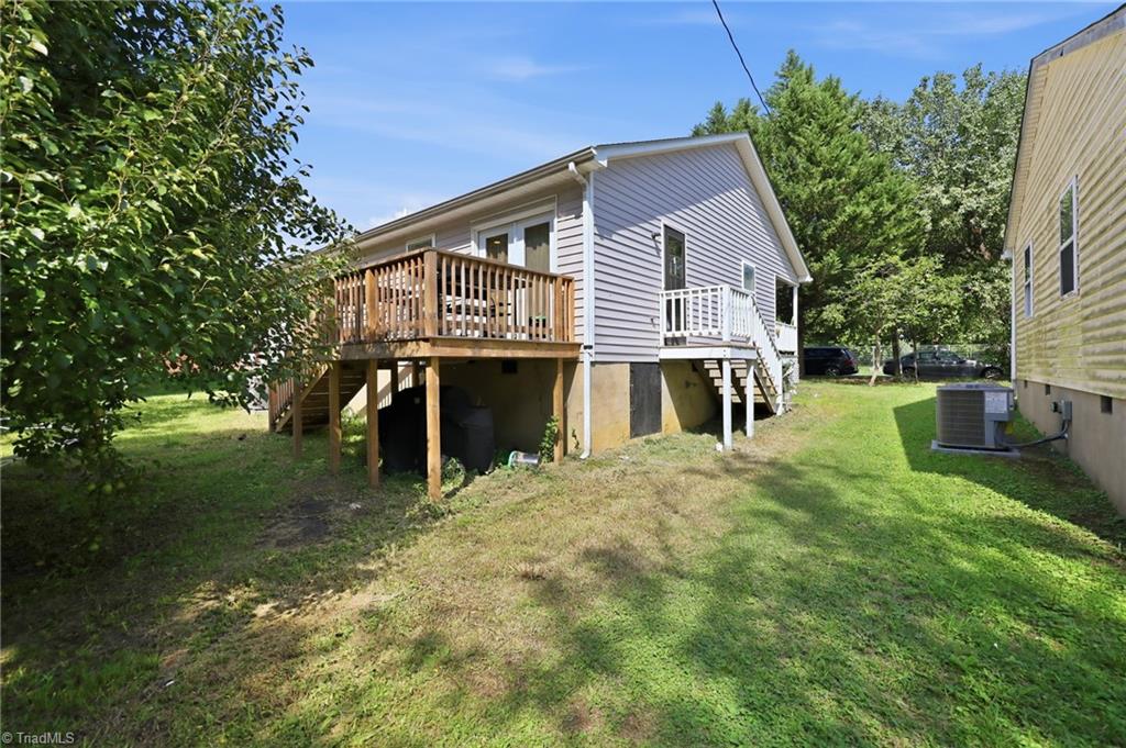 326 Bingham Street Property Photo 19