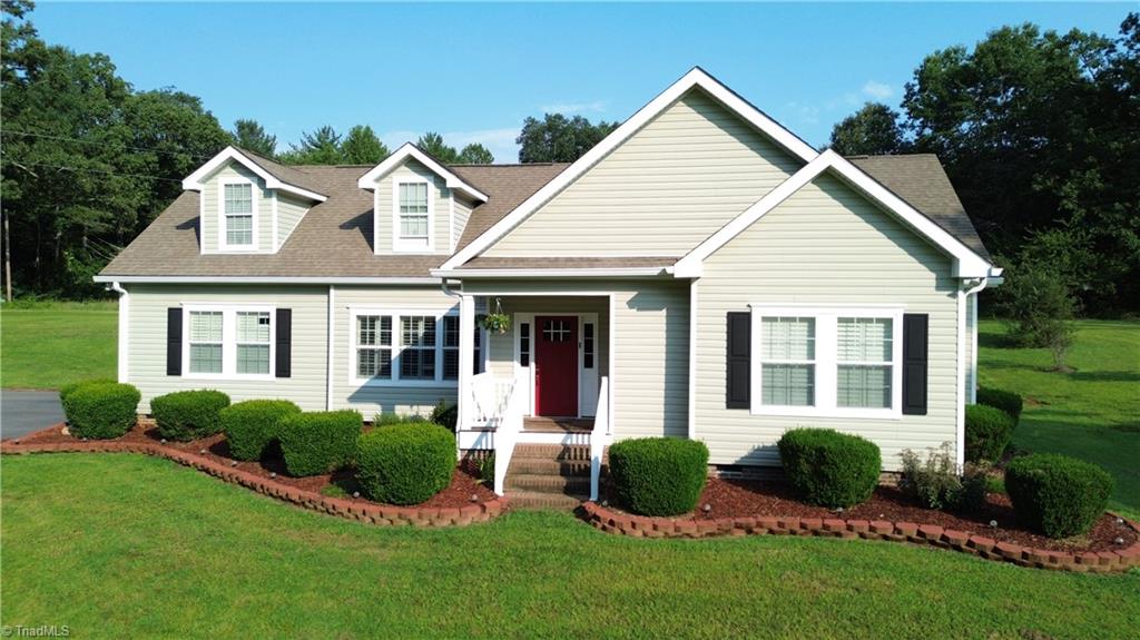 5253 Absher Road Property Photo 1