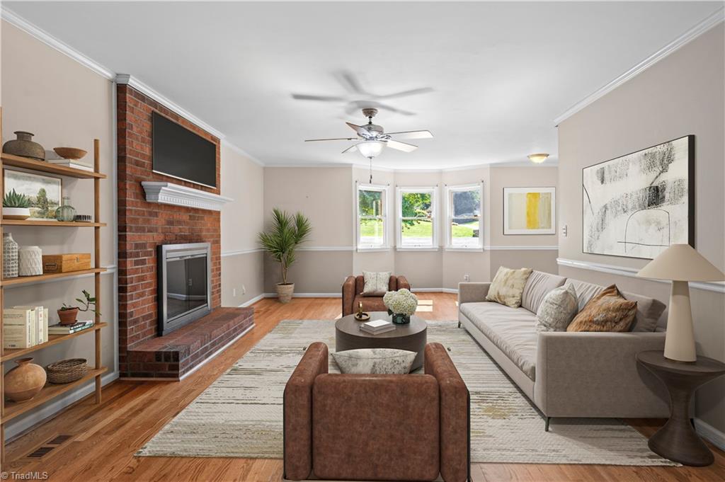 6045 Stone Bluff Drive Property Photo 4