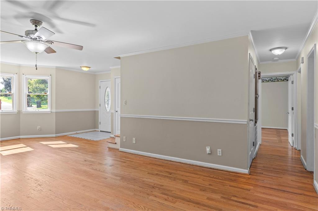 6045 Stone Bluff Drive Property Photo 14