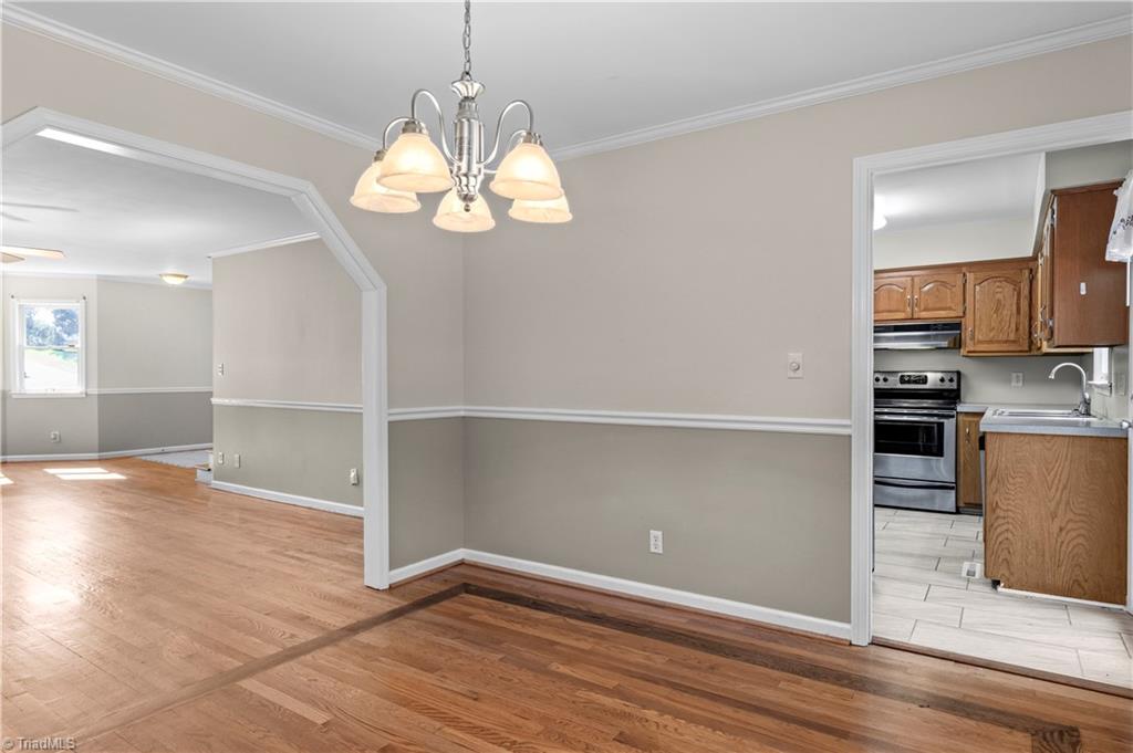 6045 Stone Bluff Drive Property Photo 17