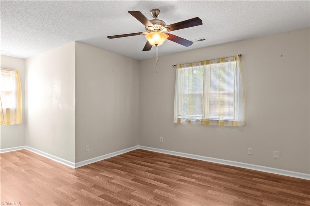 6045 Stone Bluff Drive Property Photo 33