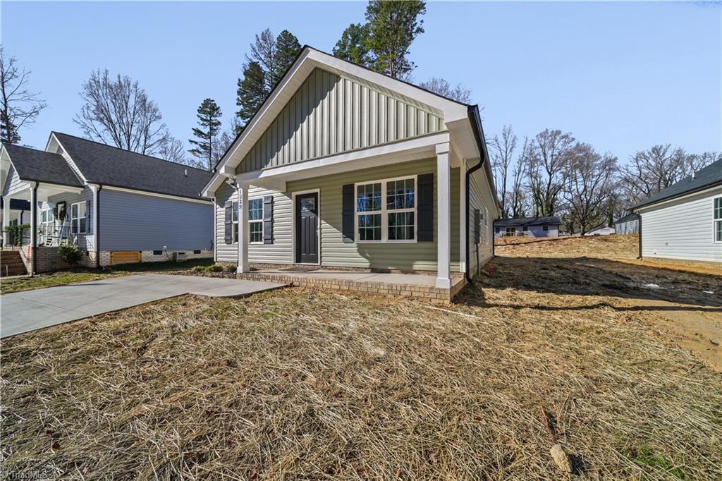 1129 Kenly Street Property Photo 2