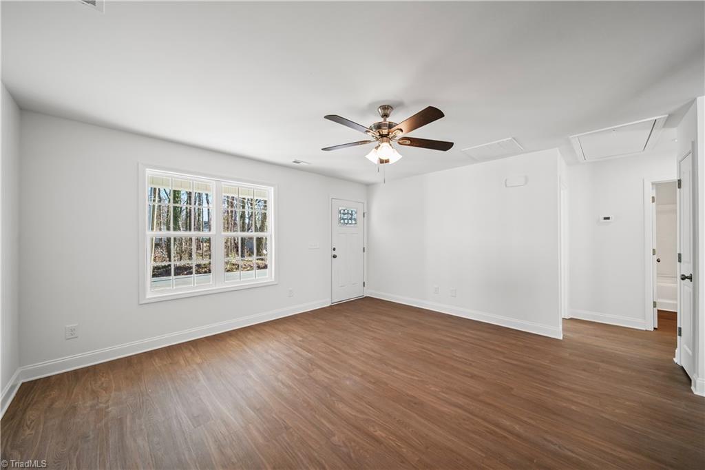 1129 Kenly Street Property Photo 6