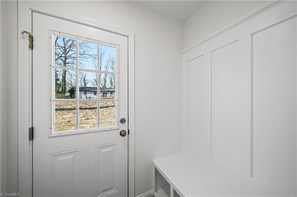 1129 Kenly Street Property Photo 19