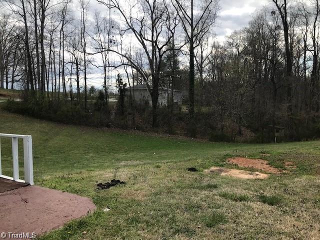 246 Oakland Drive Property Photo 3