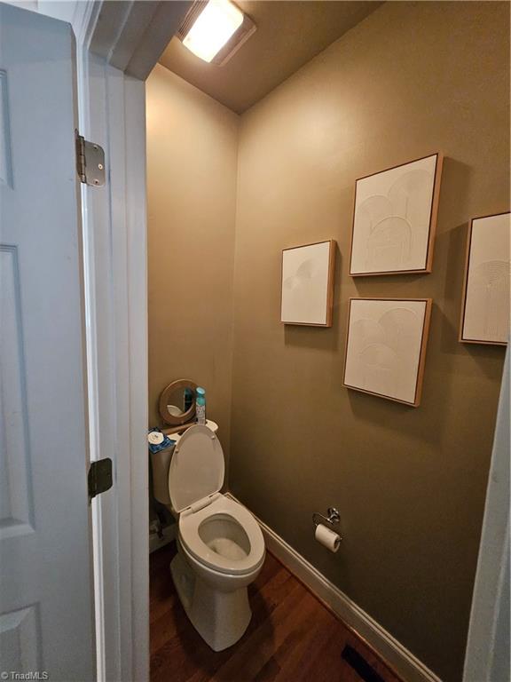 140 Fox Run Property Photo 10