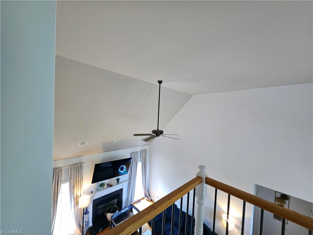 140 Fox Run Property Photo 12