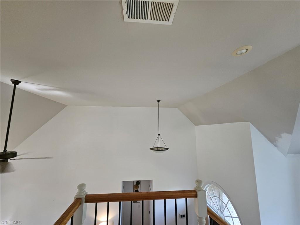 140 Fox Run Property Photo 17