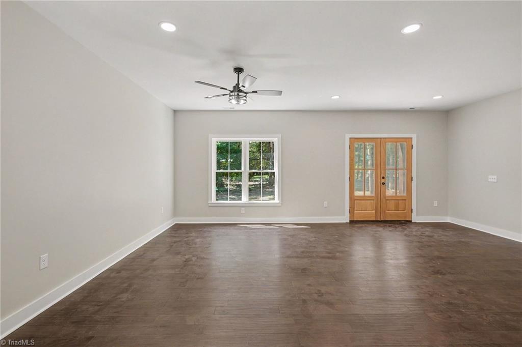 281 Settlement Loop Property Photo 10