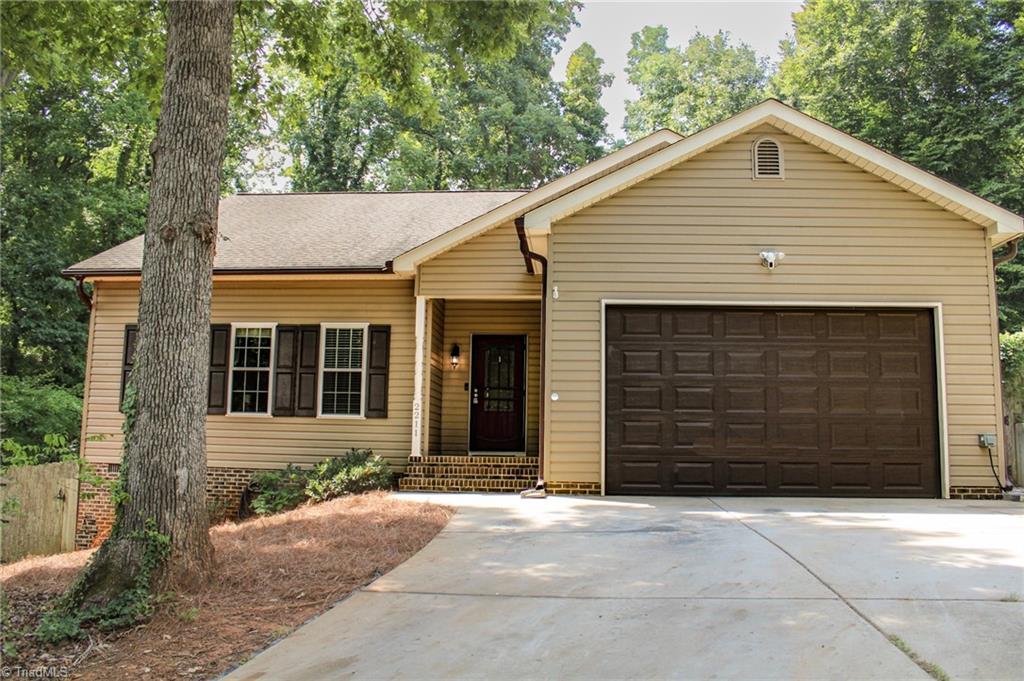 2211 Wanda Drive Property Photo 1