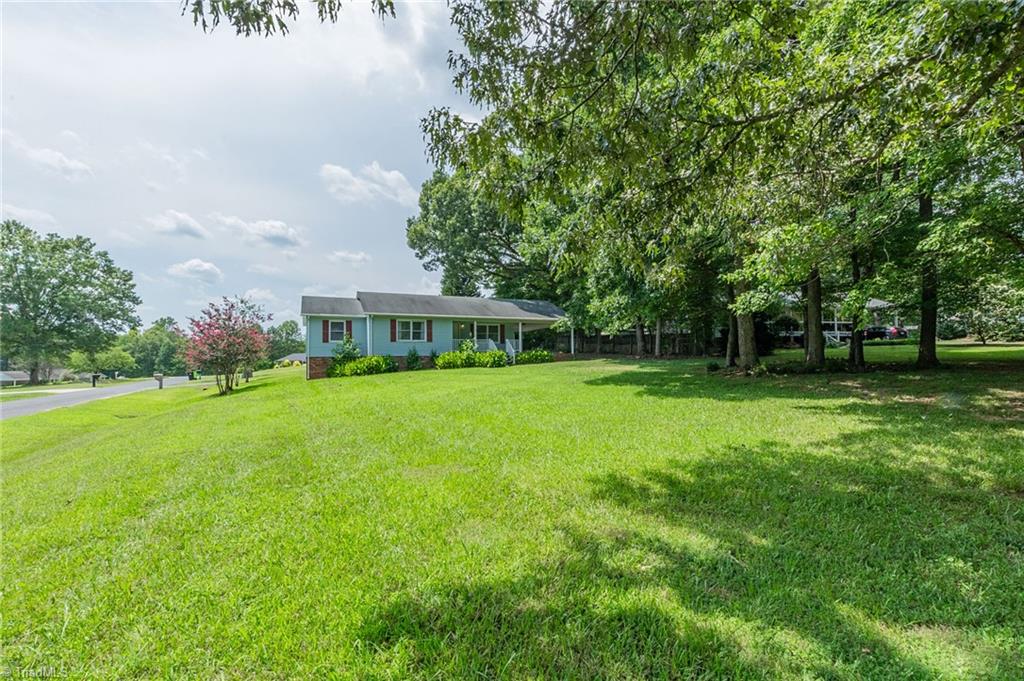 4322 Oak Brook Court Property Photo 7