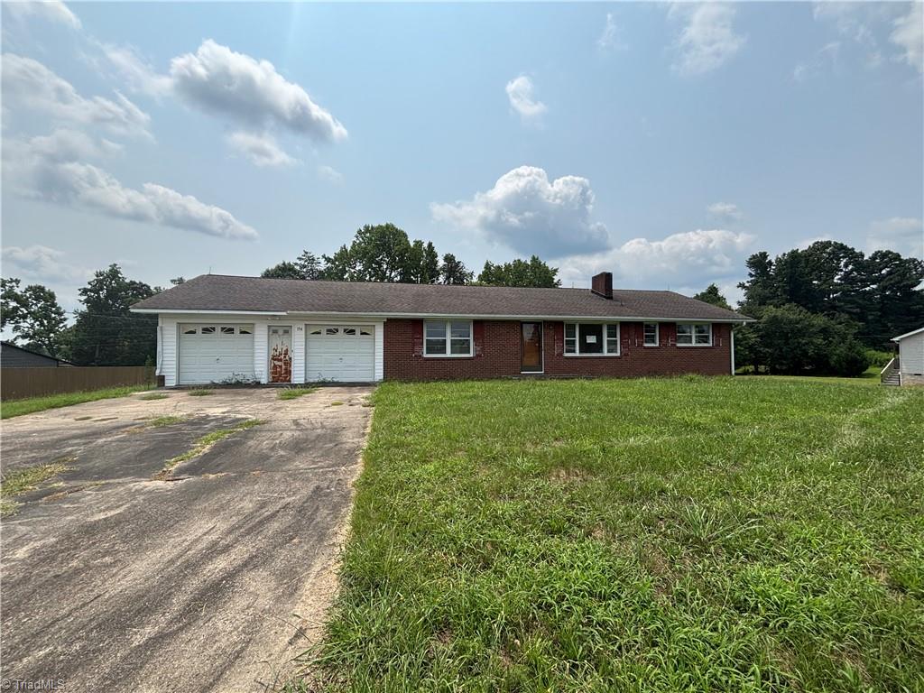 194 Hanes Lane Property Photo