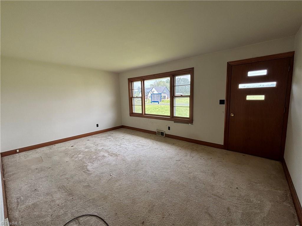 194 Hanes Lane Property Photo 2