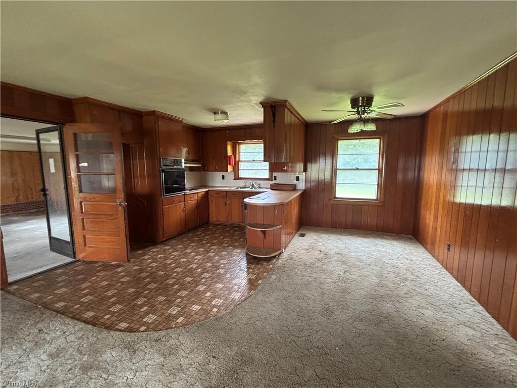 194 Hanes Lane Property Photo 3