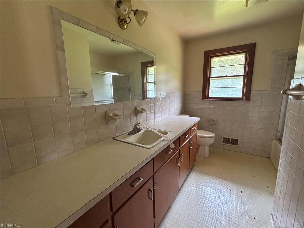 194 Hanes Lane Property Photo 9