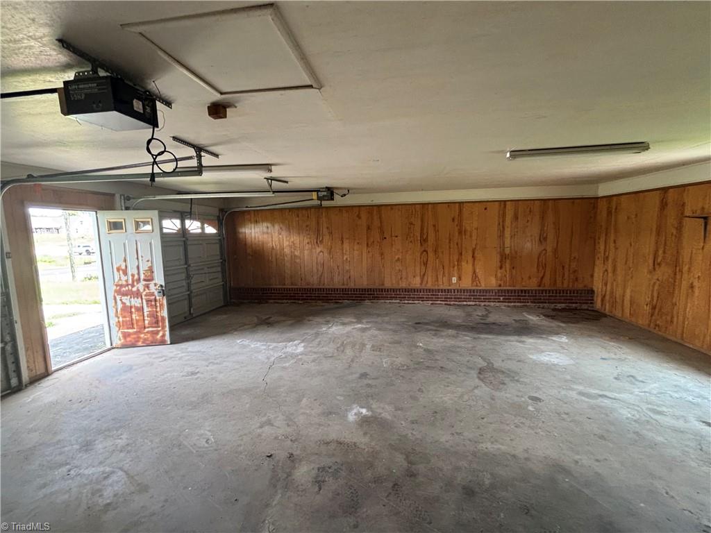 194 Hanes Lane Property Photo 10