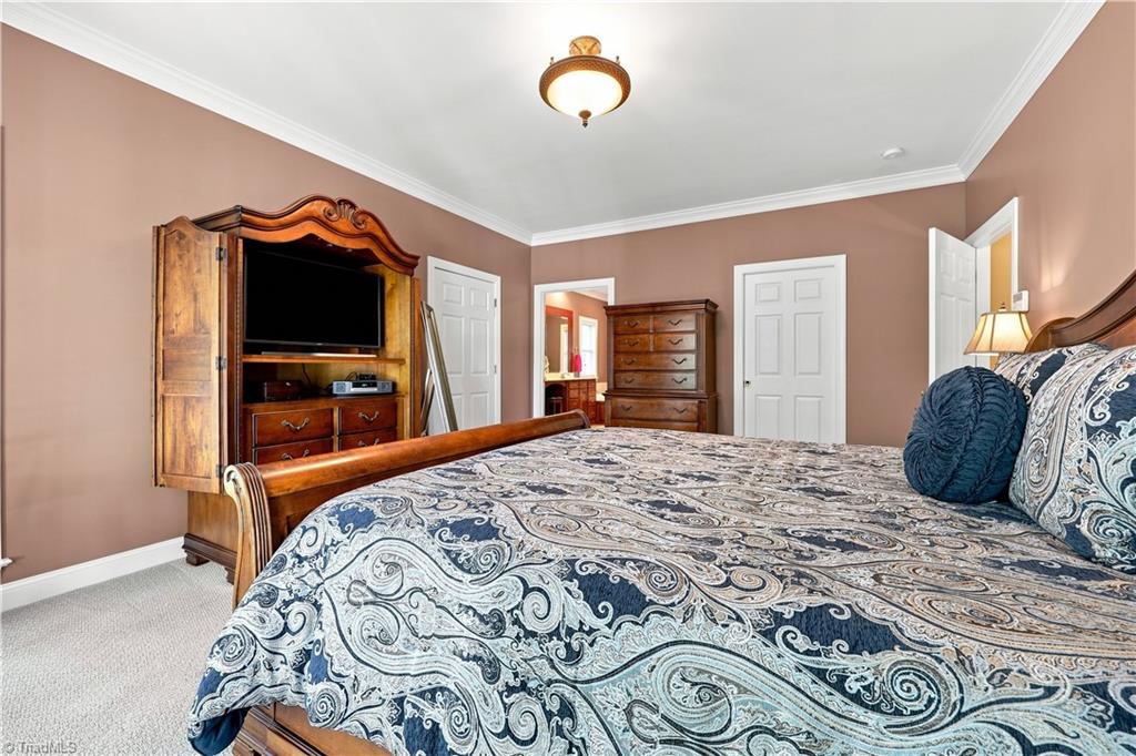 2614 Fox Ridge Road Property Photo 18