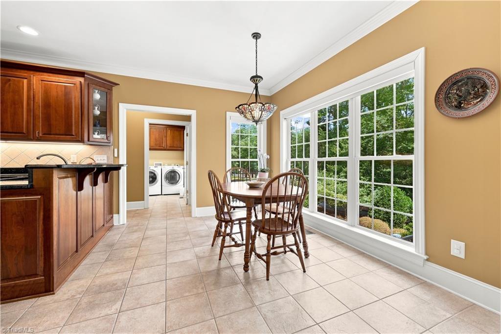 2614 Fox Ridge Road Property Photo 24