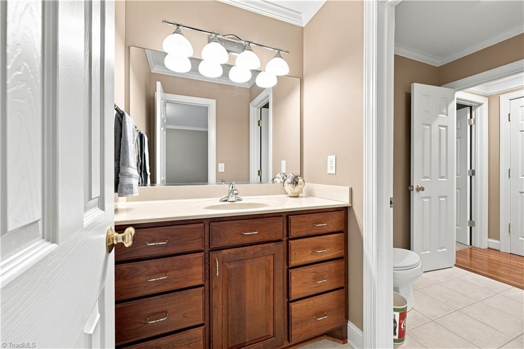 2614 Fox Ridge Road Property Photo 36