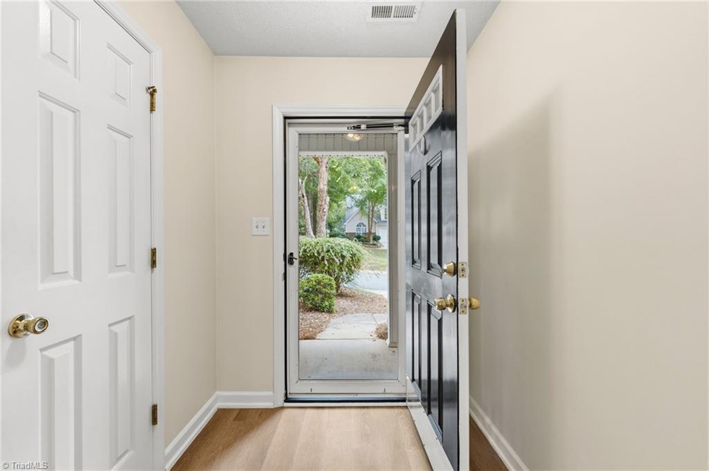 32 Josephine Circle Property Photo 4
