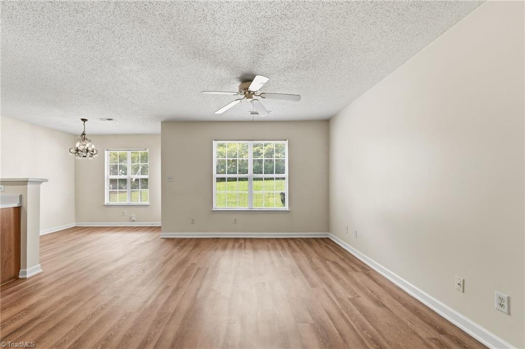 32 Josephine Circle Property Photo 12