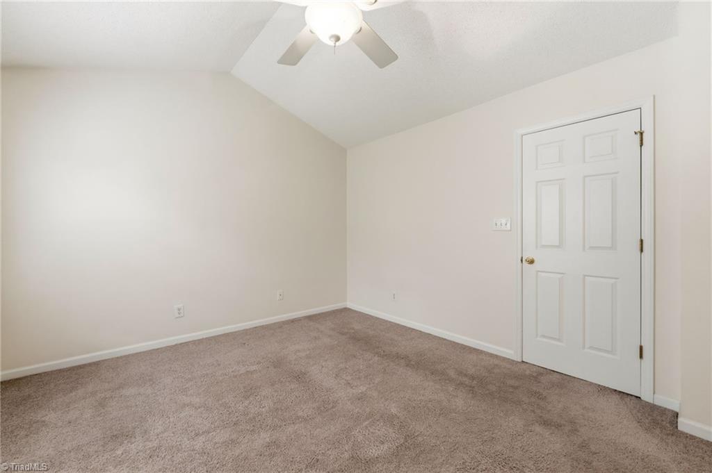 32 Josephine Circle Property Photo 18