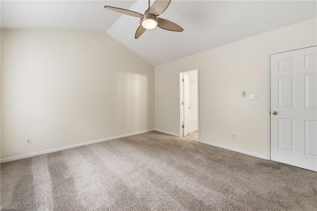 32 Josephine Circle Property Photo 25