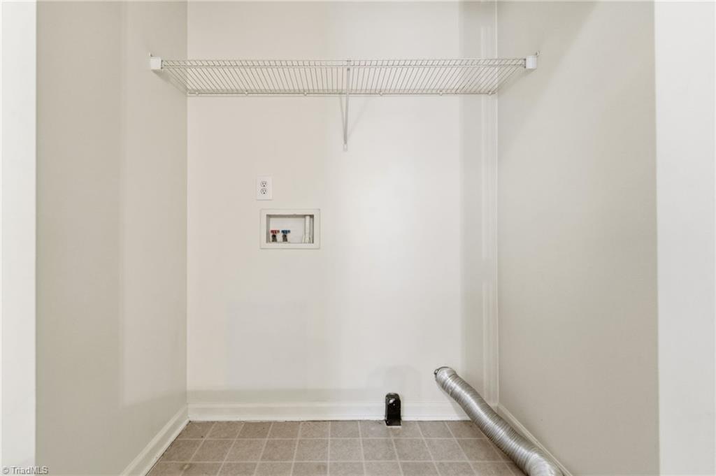 32 Josephine Circle Property Photo 28
