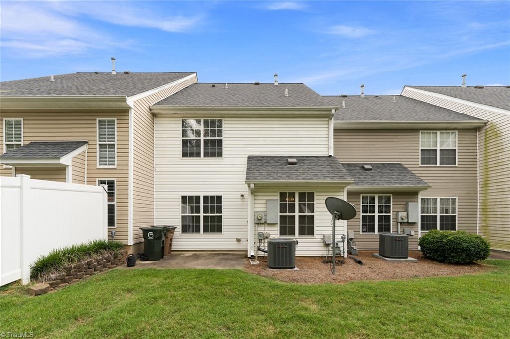 32 Josephine Circle Property Photo 33