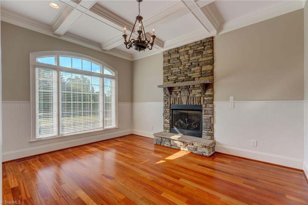 4404 Liguria Court Property Photo 6