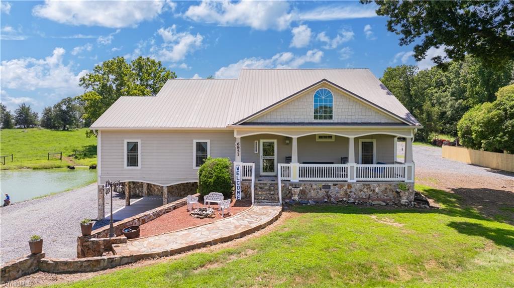 6851 Brantley Gordon Road Property Photo 2