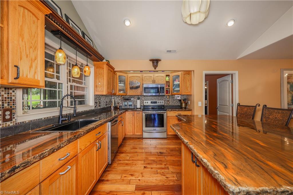 6851 Brantley Gordon Road Property Photo 14