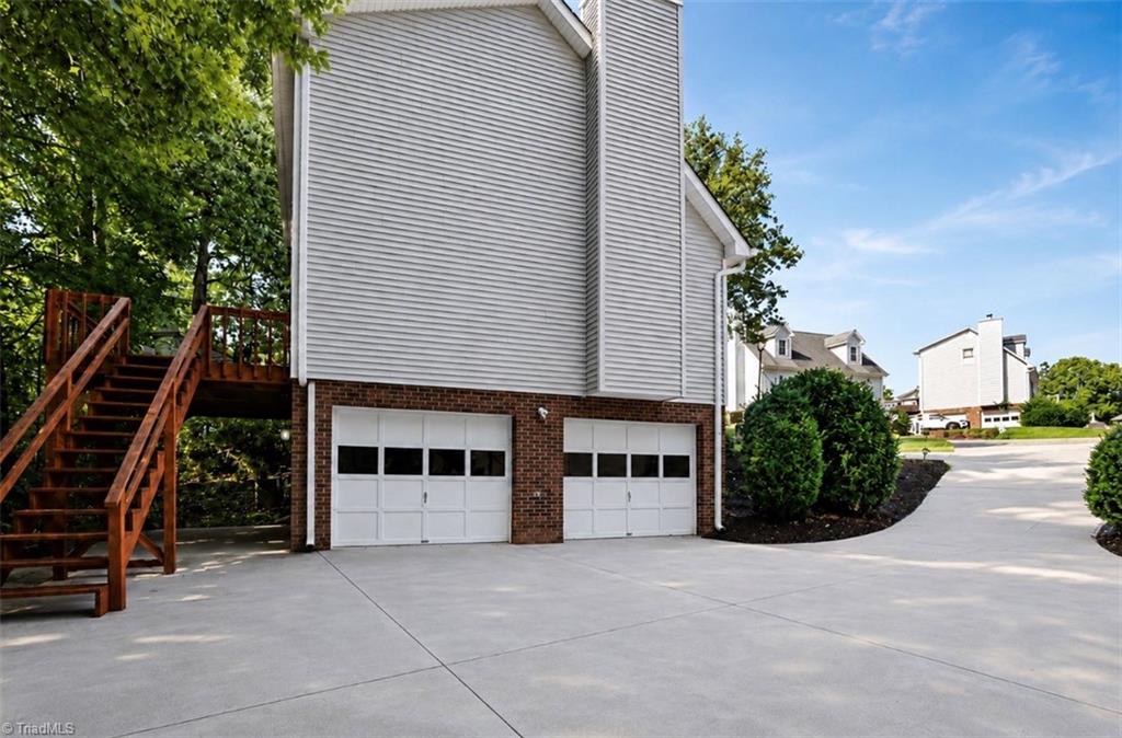 103 Edgedale Court Property Photo 17