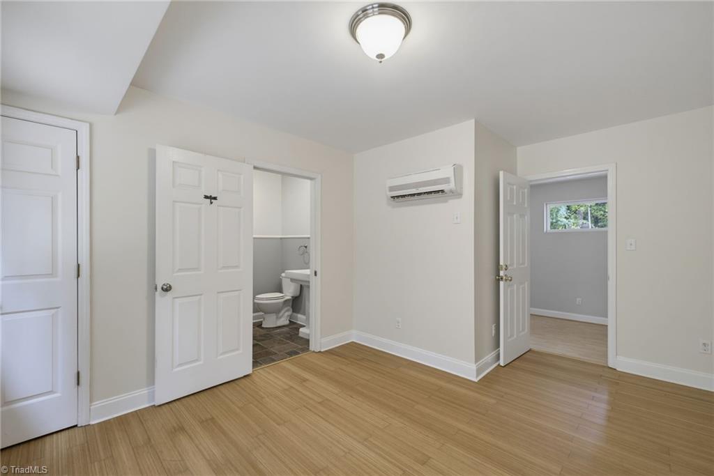 909 Forest Hill Drive Property Photo 17