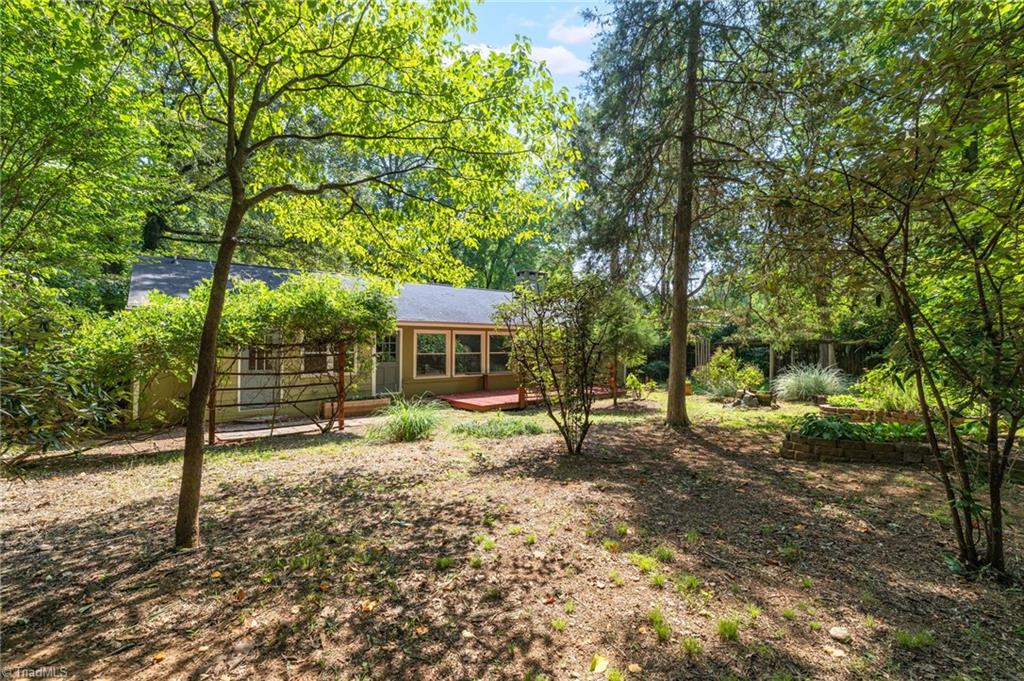 909 Forest Hill Drive Property Photo 35