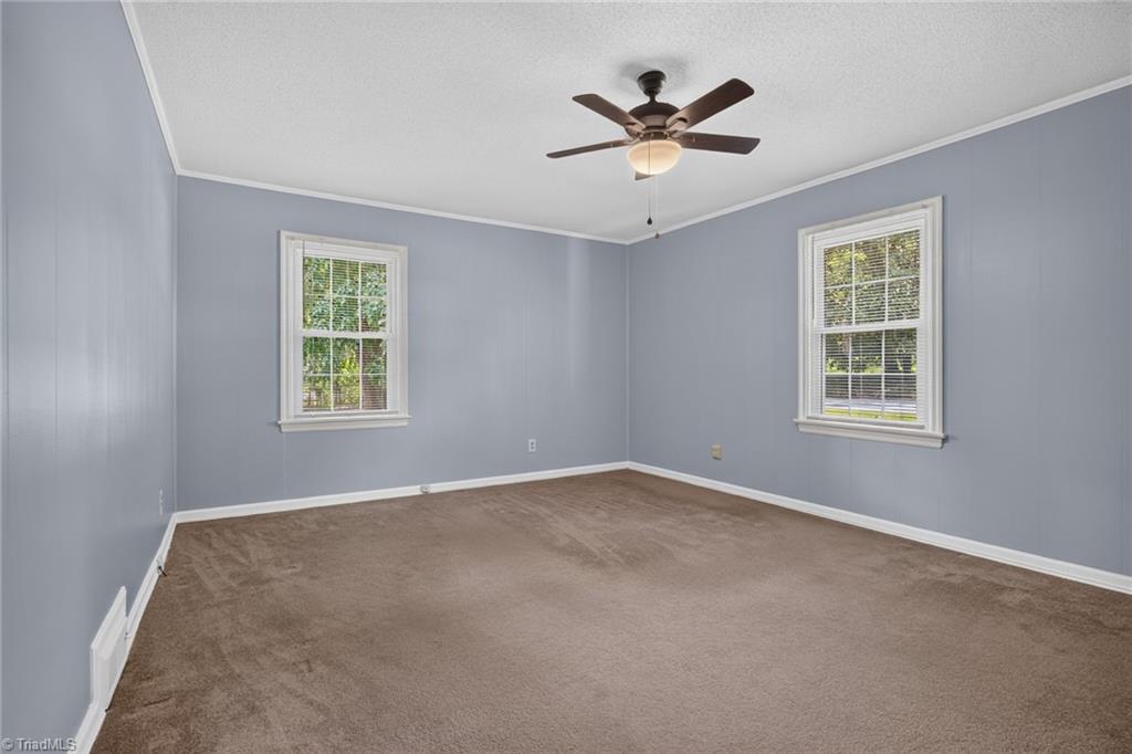 1115 E Willowbrook Drive Property Photo 16