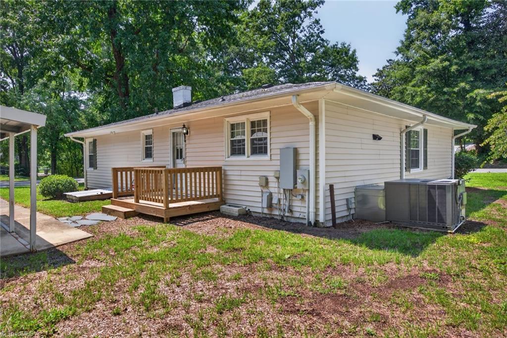 1115 E Willowbrook Drive Property Photo 21
