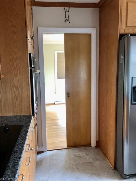 907 Onslow Drive Property Photo 9