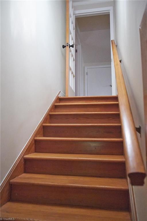 907 Onslow Drive Property Photo 28