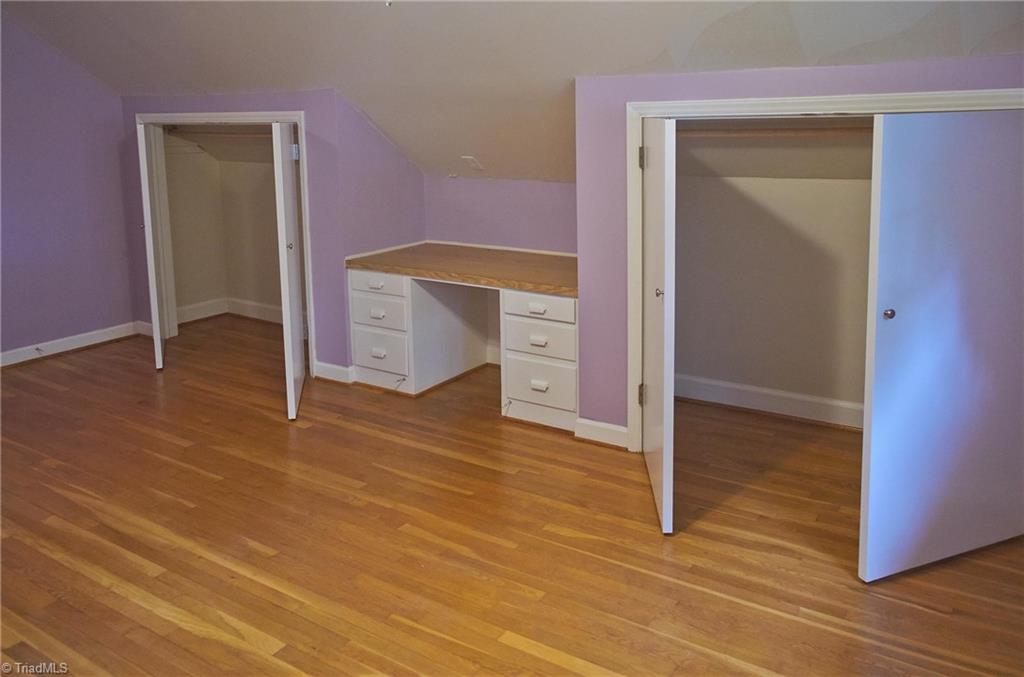 907 Onslow Drive Property Photo 30