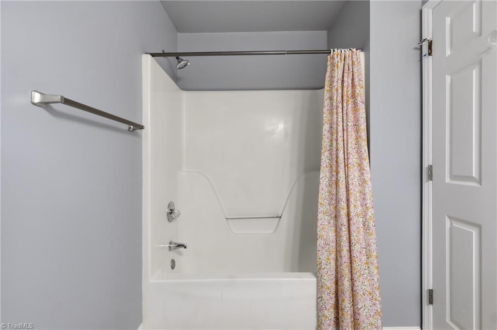 407 Lassiter Drive Property Photo 25